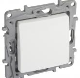  - Legrand Etika Бел Переключатель 1-клавишный промежуточный, винтовые клеммы, 10 AX, 672209